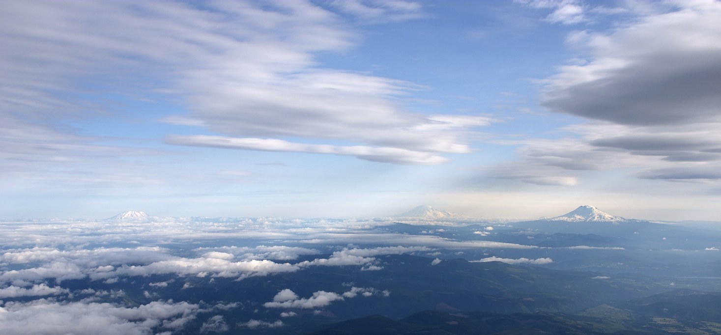 Mount Hood climb: view from the summit to the north: Mount St Helens, Mount Rainier, Mount Adams Mount Hood climb: view from the summit to the north: Mount St Helens, Mount Rainier, Mount Adams