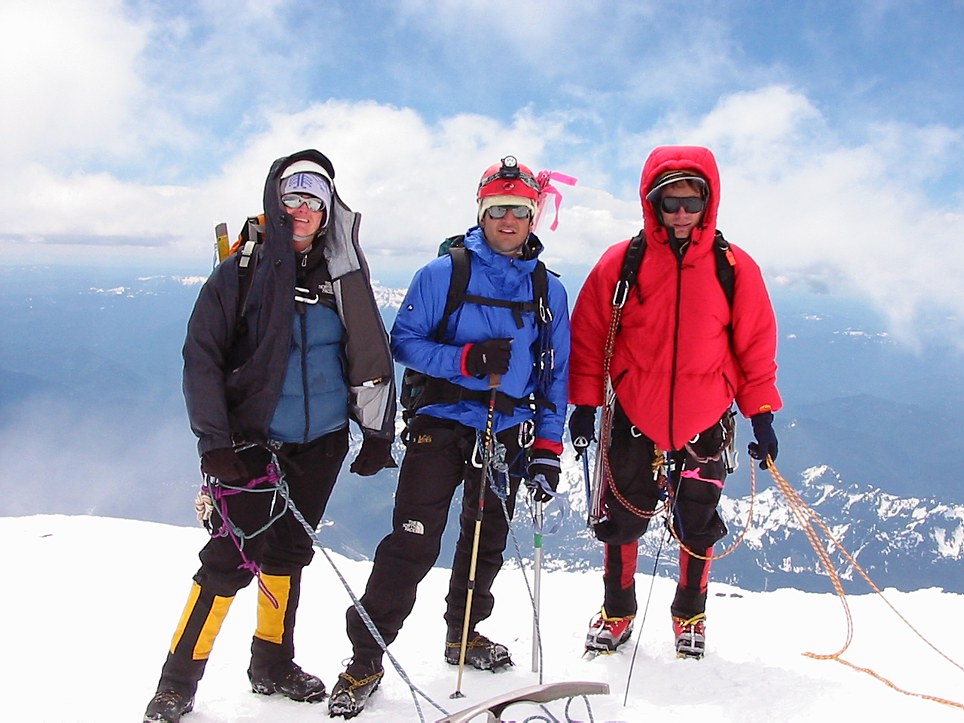 Mount Rainier climb: on the crater rim Mount Rainier climb: on the crater rim