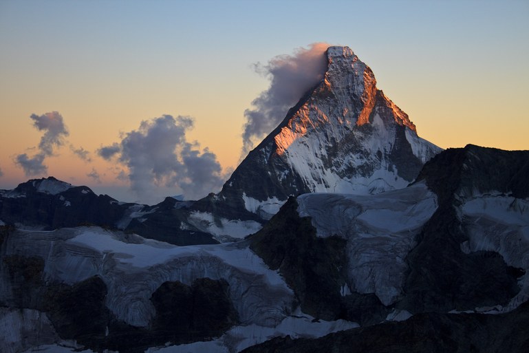 Zinalrothorn: Matterhorn at sunset